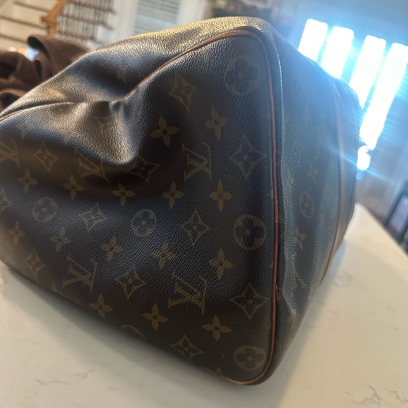 LOUIS VUITTON Monogram Keepall 45 - Picture 13 of 14